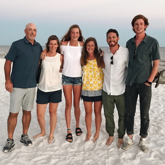 Meet your Posher, Megan - Picture 1 of 1